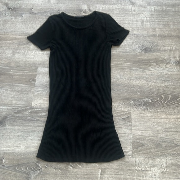 Brandy Melville Dress - Picture 4 of 4